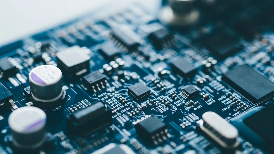 Computer hardware: the other side of the unknown!