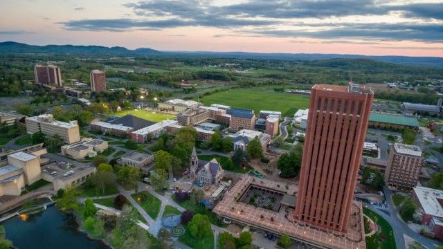 University of Massachusetts Amherst - University Without Walls