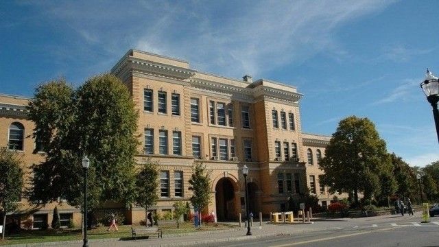 University of Massachusetts Lowell Online Learning