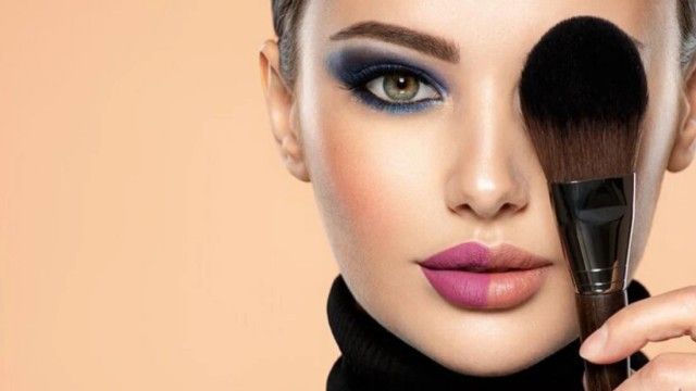 Debutantes School of Cosmetology and Nail Technology