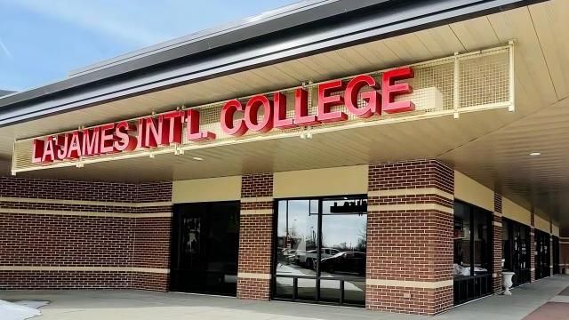 La James International College - Johnston