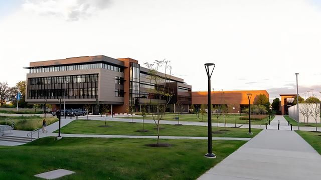 St. Louis Community College - Forest Park Online