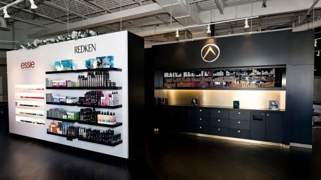 Summit Salon Academy - Tampa