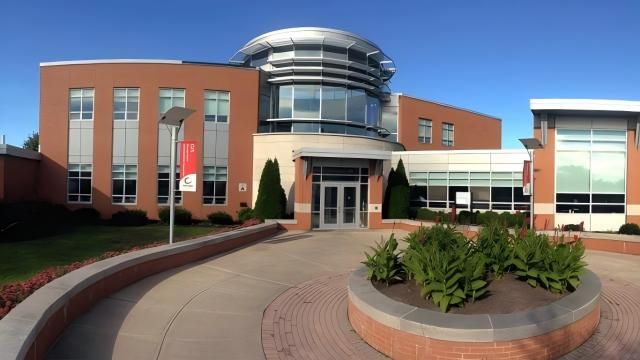 SUNY Cayuga Community College Online