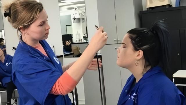 Seguin Beauty School - Seguin