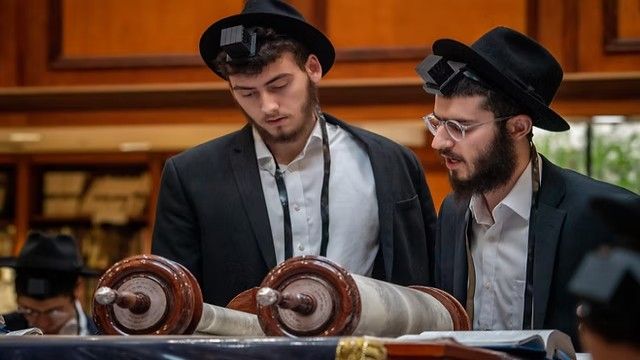 Yeshiva Ohr Elchonon Chabad West Coast Talmudical Seminary
