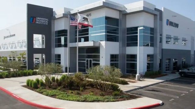 Universal Technical Institute - Long Beach