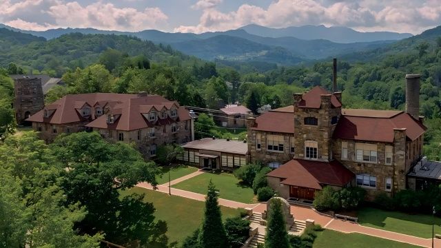 Lees-McRae College