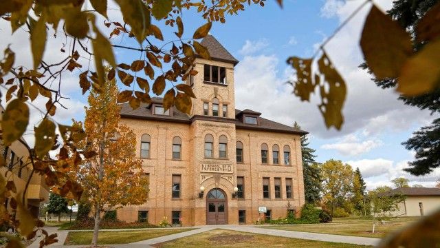 Dakota College at Bottineau