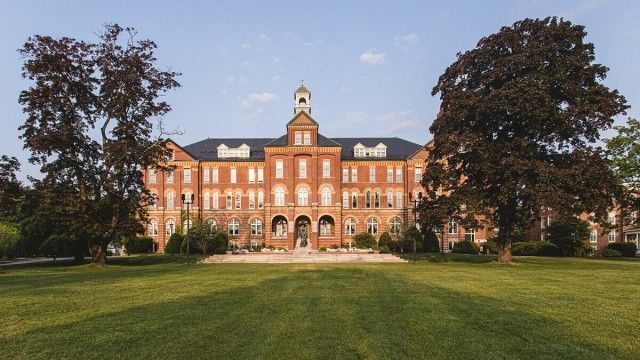 Saint Anselm College